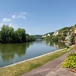 2 Bedroom In
