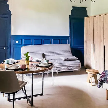 2 Bedroom In Apartament *